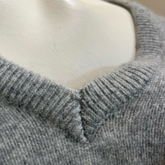 Ballantyne Saks Fifth Avenue Pure Cashmere Sweater - Picture 7 of 7